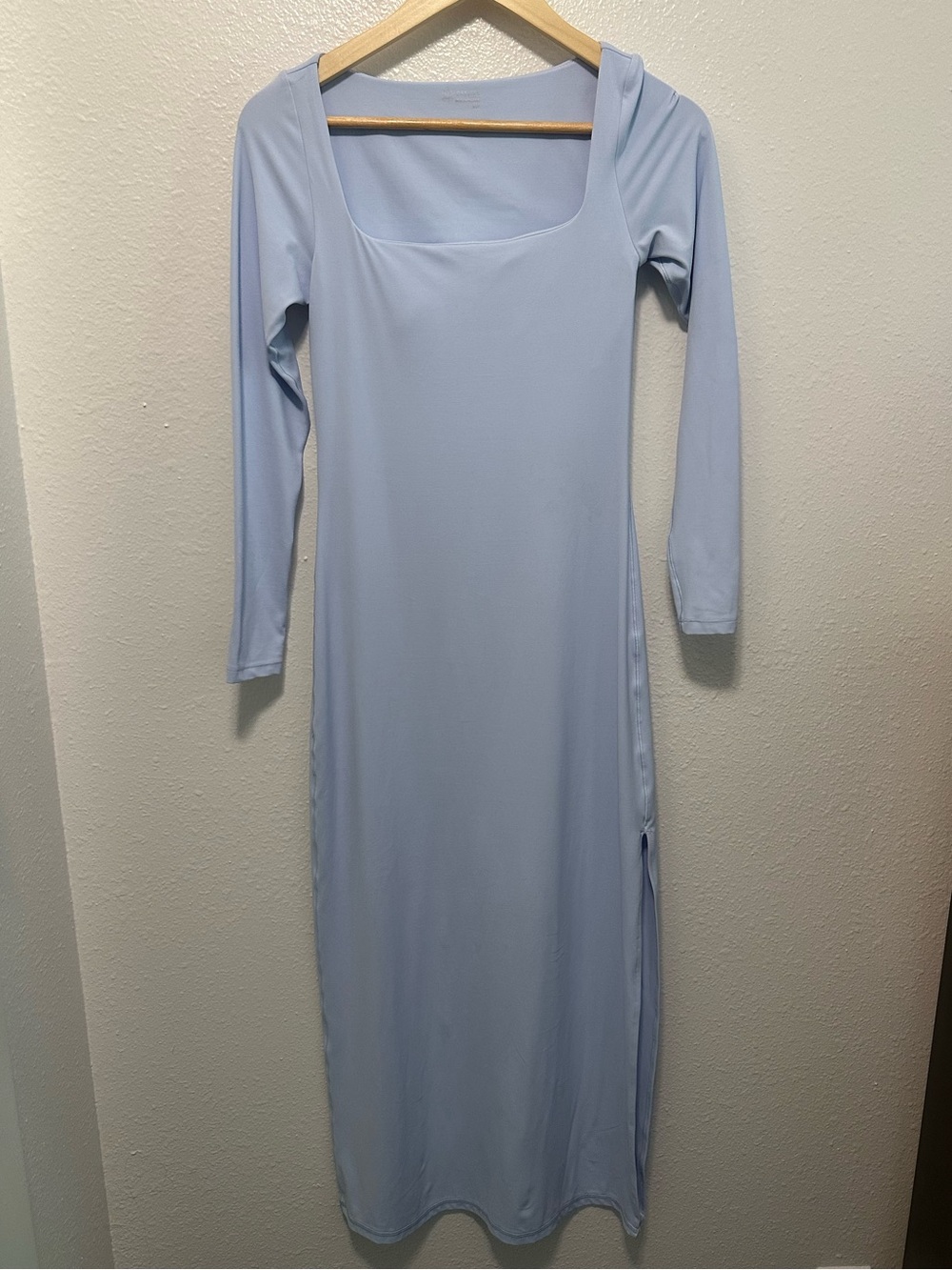 aerie baby blue maxi dress with built in bra
